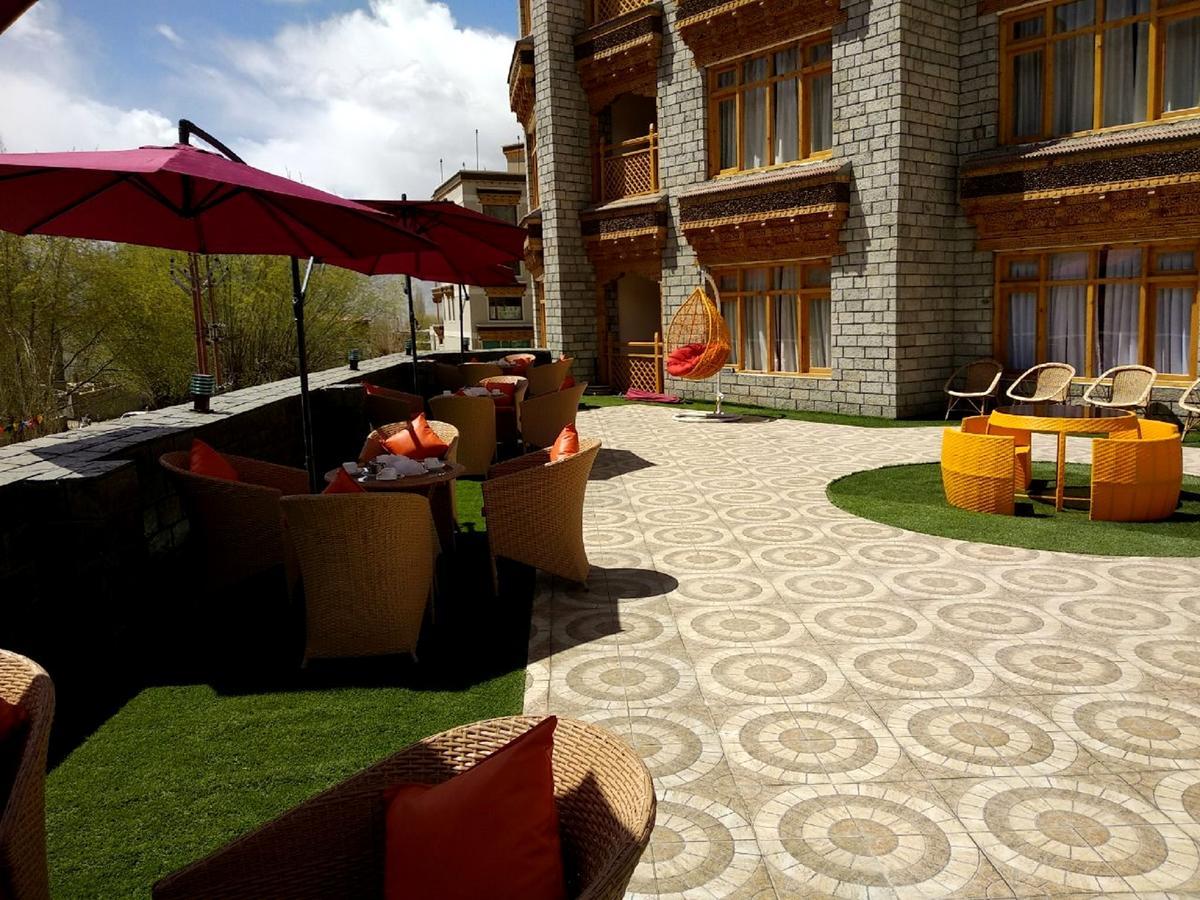 Отель The Grand Yasmin Ladakh Лех Экстерьер фото